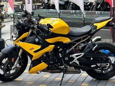 Wholesale 2021-2025 BMW S1000R Motorcycle Fairings - Yellow