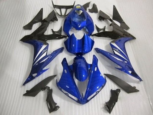 Blue Black and White Gloss Style 04-06 R1 Fairings Blue Black and White Gloss Style 04-06 R1 Fairings