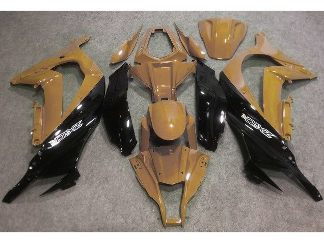 Desert Tan and Black 16-19 ZX10R Fairings Desert Tan and Black 16-19 ZX10R Fairings