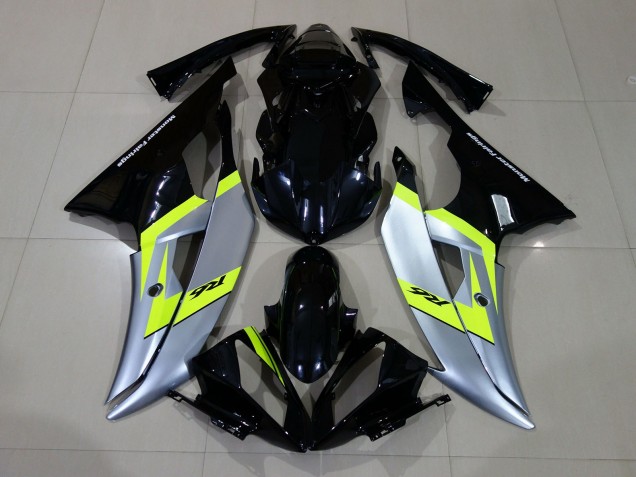Gloss Black & Silver 08-16 R6 Fairings Gloss Black & Silver 08-16 R6 Fairings
