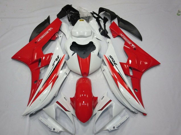Red White OEM Style 06-07 R6 Fairings Red White OEM Style 06-07 R6 Fairings