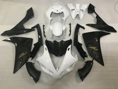 White and Carbon Fiber Style 07-08 R1 Fairings